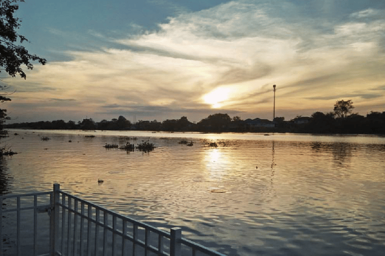 From Bangkok: Ayutthaya Must-Visit Temples with Café Private Day Tour