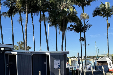 TANGALOOMA : HOLT ST WHARF TO GOLD COAST SHUTTLEDébarquement à l&#039;hôtel Mantra Legends