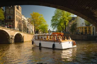 Amsterdam: Erlebe die All-Inclusive-Saloon-Bootsfahrt