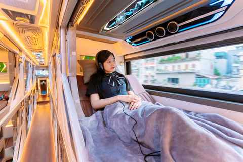 Hanoi: Transfer from/to Sapa by Private Cabin on Sleeper Bus Sleeping Bus from Sapa to Hanoi