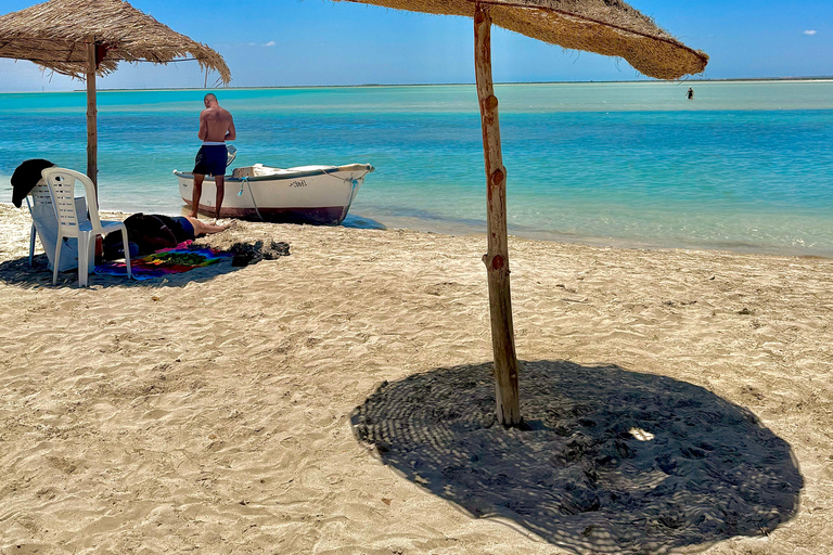Zarzis: Hessi Jerbi Boat Trip with Lunch