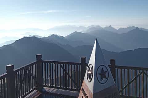 Sapa: 2-Day Fansipan Summit Trek - Image 3