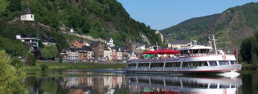 Cochem, Moselle : bateau - Beilstein, repas, dégustation de vins et de liqueurs