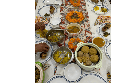 Jaipur: Traditional cooking class and storytelling session