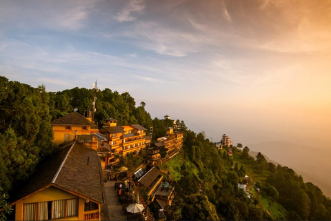 Kathmandu: Nascer do sol em Nagarkot e caminhada até Changunarayan