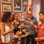 Madrid: tour di tapas e degustazione di vini con guida locale