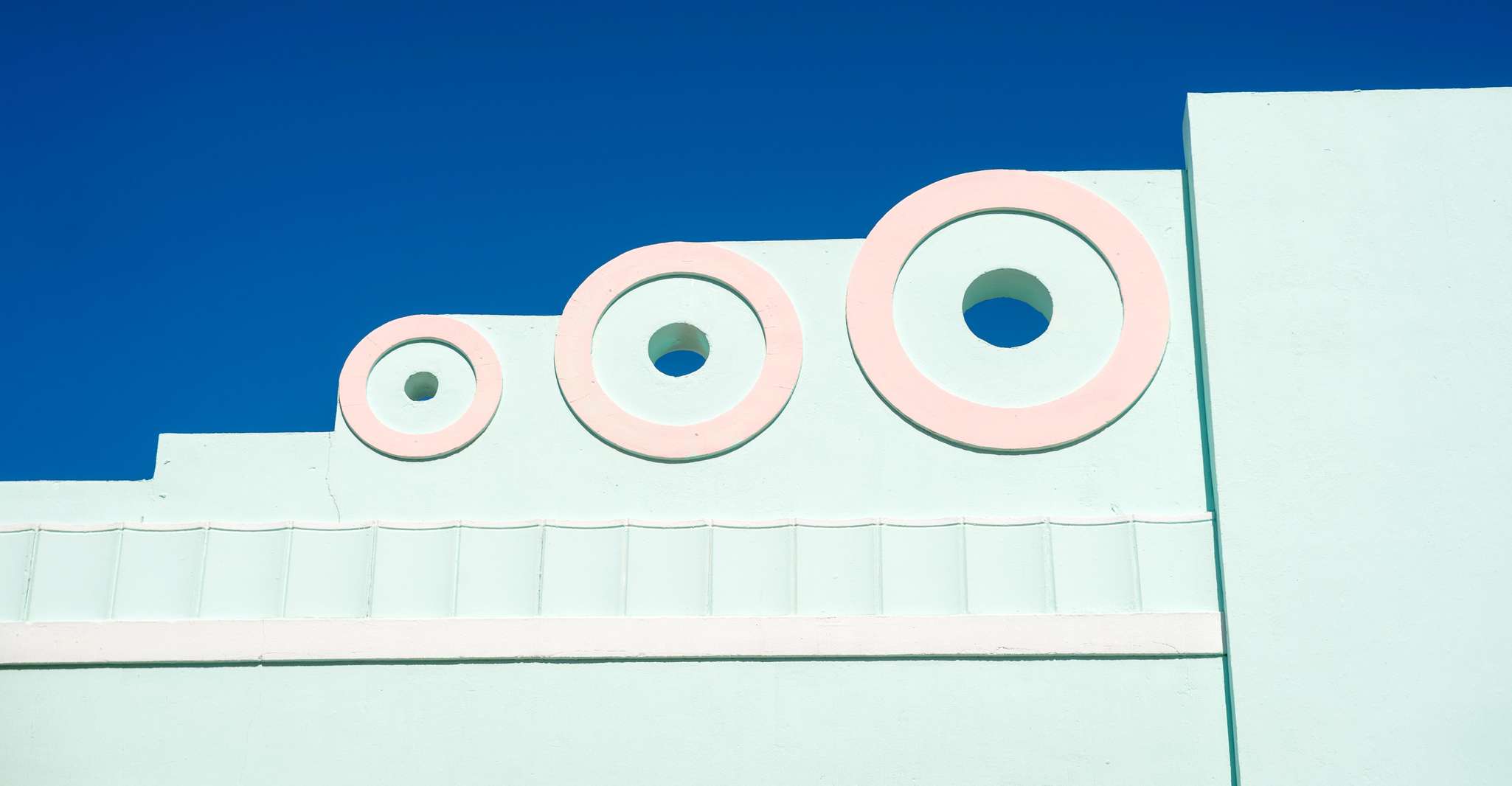 Award-winning Art Deco & History Walking Tour photo 4