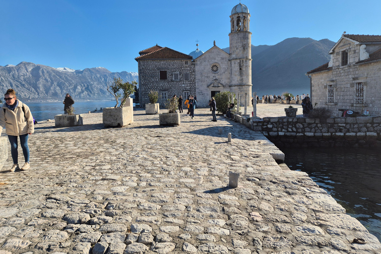 Kotor: excursión en lancha rápida a Perast y Nuestra Señora de las RocasKotor: excursión en lancha rápida a Perast y Nuestra Señora de las Rocas, 2 h