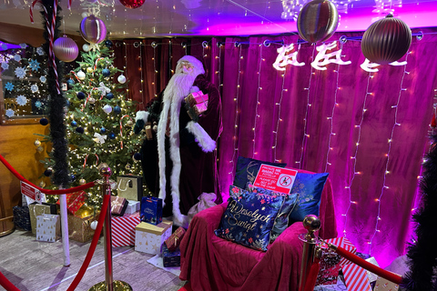 Wroclaw: Boat Cruise by Heated Ship with Santa Claus