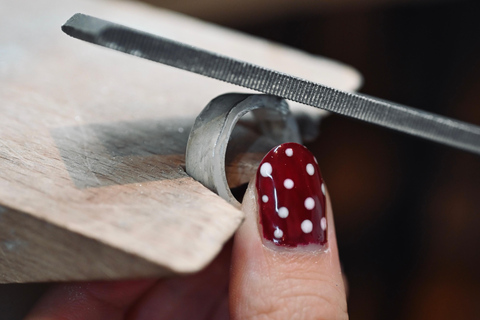 Geneva or Le Noirmont: Jewelry-Making Workshop with Jeweler Geneva: Unset or set ring with zircon stone