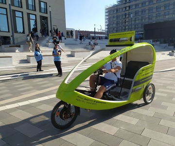 Cologne Sightseeing rickshaw tour