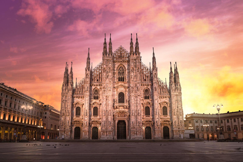 Milan : Petit groupe - Château, dégustation de gelato et toit du DuomoMilan : Visite en petit groupe du château et du Duomo avec Gelato