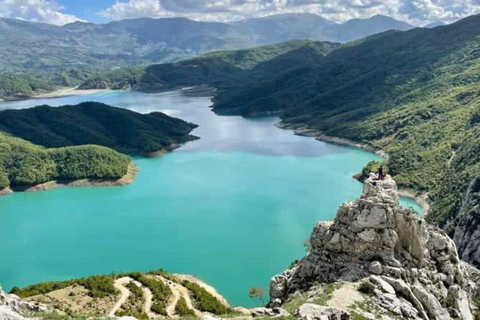 De Tirana al Lago Bovilla: Tu Guía para una Escapada Escénica..