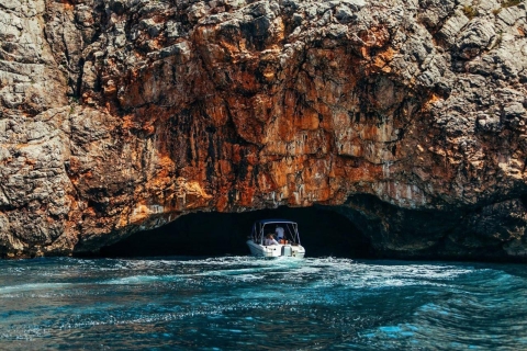 Tour en barco desde Tivat - Cueva Azul y Dama de las Rocas 3hTour privado desde Tivat - Cueva Azul y Dama de las Rocas 3h