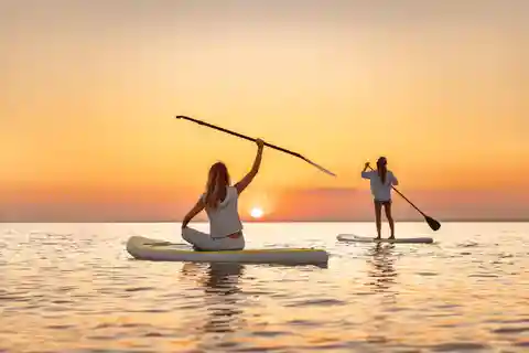 Torrevieja: Excursión al atardecer con el catamarán Apaleo