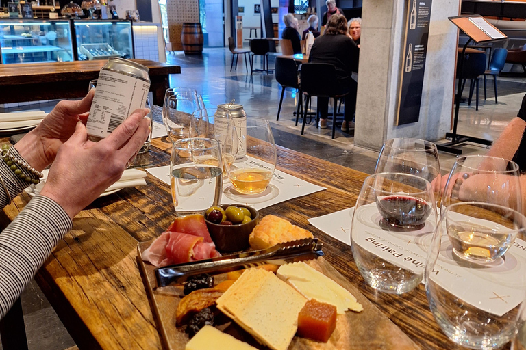 Odisseia gastronômica em Adelaide: passeio a pé com degustação de vinhosOdisseia gastronómica em Adelaide: passeio gastronómico a pé com prova de vinhos