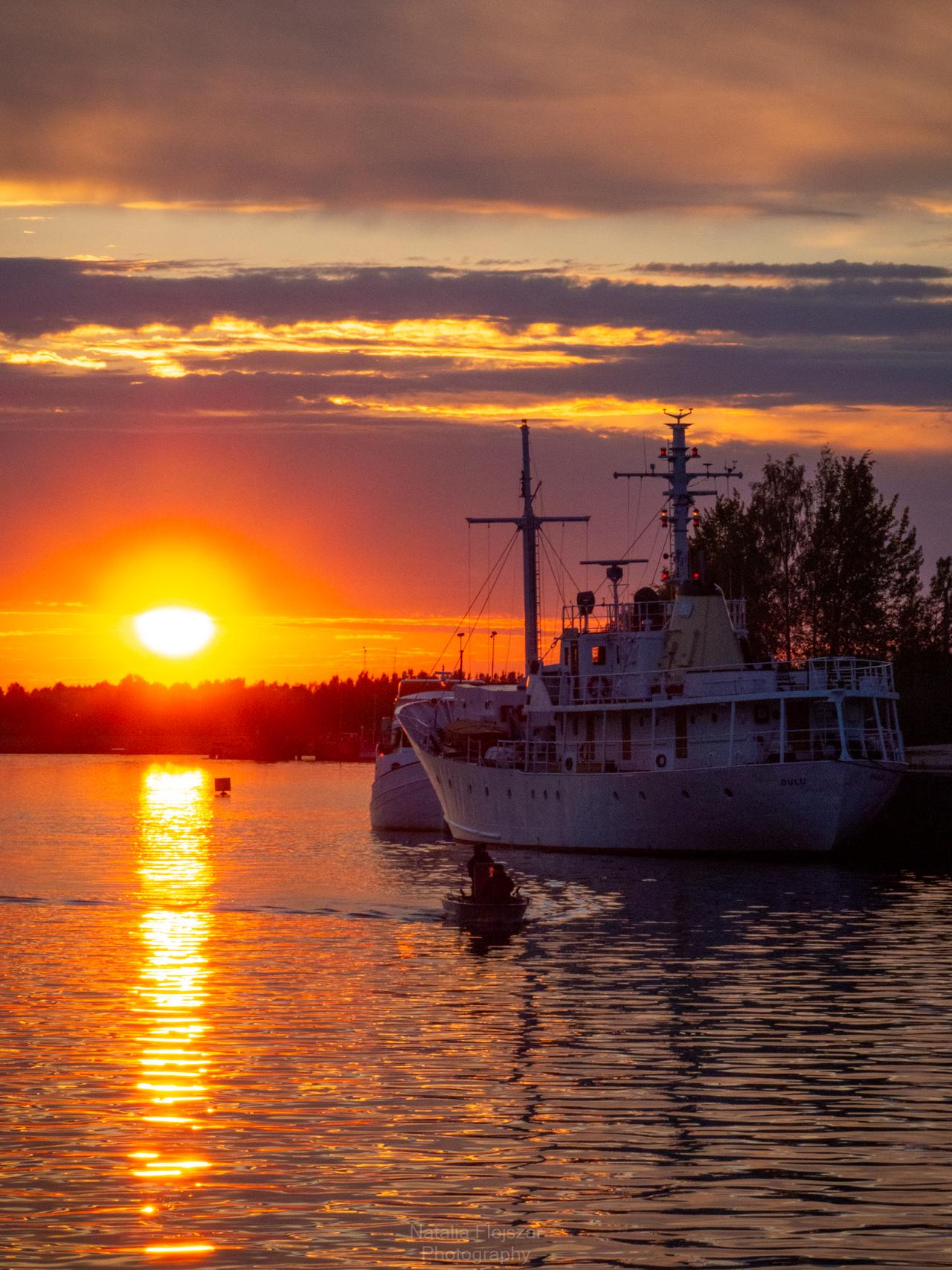 Oulu: Rundgang bei Mitternachtssonne im arktischen Sommer