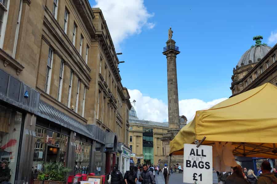 Newcastle: Guided Walking Tour with Quayside Views