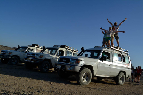 Hurghada: Quad Bike, Buggy, Jeep Safari, Camel Ride &amp; Dinnerpickup from hotels inside hurghada