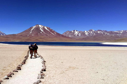 Atacama: 3-daagse tour naar de zoutvlakte van Uyuni | Privéservice