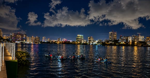 Condado Clear Kayak Tour: Night City Skyline Tour