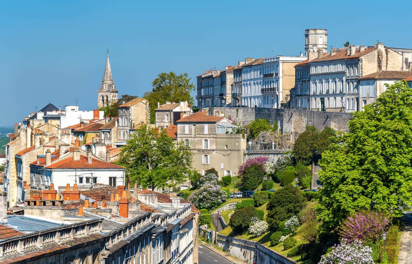 Hallo Angoulême: Privater, 2-stündiger Stadtrundgang mit ortskundigem Guide