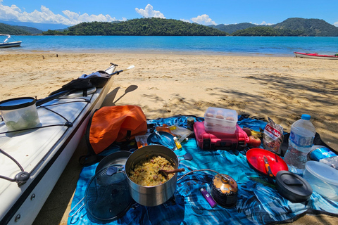 Paraty: 2-Day Kayak and Wild Camping Adventure