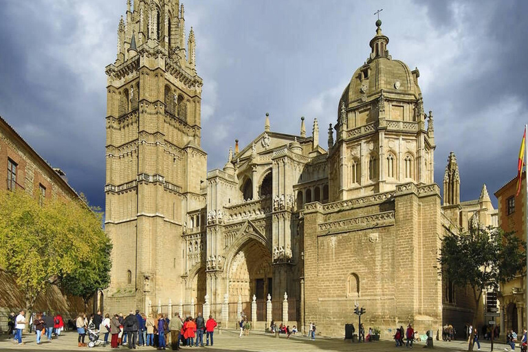 Madrid: Private Valley of the Fallen &amp; Toledo City Day Trip