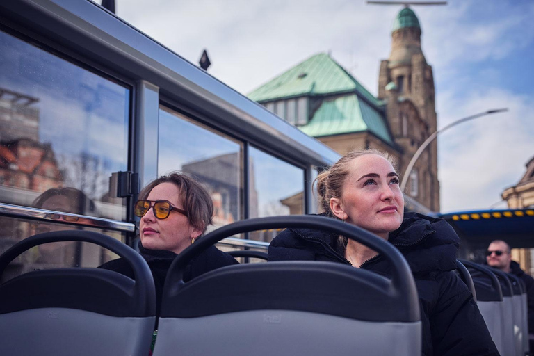 Hamburg: Hop-On Hop-Off Bus Tour Family Ticket