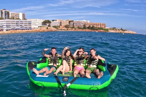 Salou: Privat åktur med uppblåsbar vattensoffa