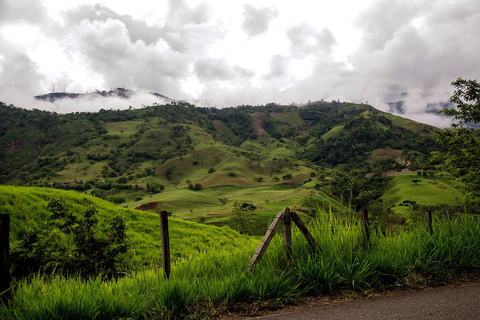 Vanuit Medellín: Jardín 2-daagse privétour met activiteiten