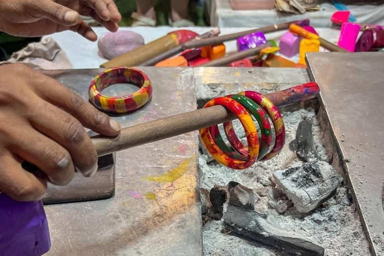 Jaipur: Evening Heritage Walk, Music with Food & Markets Small Group Evening Walk with Food & Markets