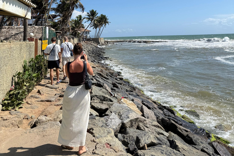 Negombo: Private Tuk-Tuk Tour –Temples, Markets & Local Life