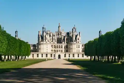 Au départ de Paris : Vallée de la Loire : Château de Chambord et dégustation de vins