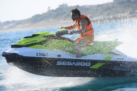 Excursión de aventura en moto de agua en ZanzíbarMoto acuática 1 hora