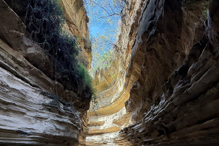 Nairobi: Hell's Gate National Park and Lake Naivasha Tour