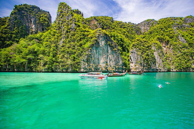 From Krabi: Maya Bay, Bamboo & Phi Phi Islands Day Tour