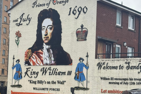 Belfast: Historical & Political Tour with Hotel Pickup