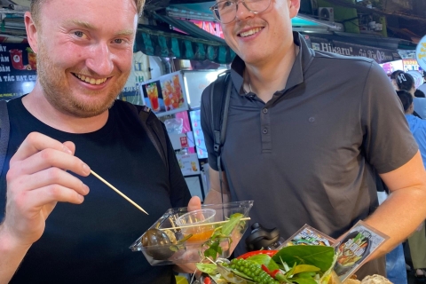 Ho Chi Minh City: Thirteen-Tastings Food Tour by Walking