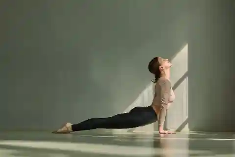 Prag: Privat yogasession med erfaren instruktør