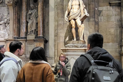 Milano: Guidad stadsrundtur med Duomo och valfri terrassSmågruppsresa med tillgång till terrass (hiss)