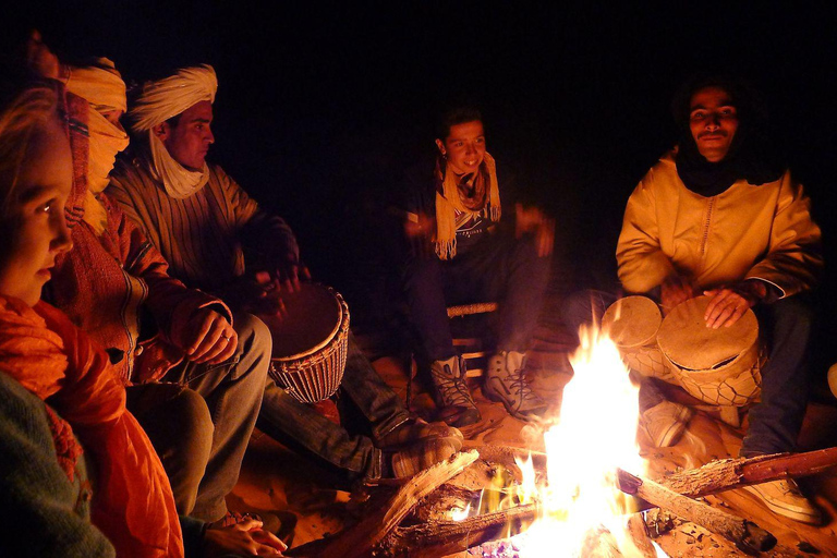 Marrakech: Deserto de Agafay, passeio de camelo e jantar berbere