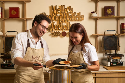 Amsterdam: Traditional Dutch Stroopwafel Making Experience