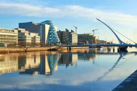 Dublin: Guided City Tour with Book of Kells & Expert Guide - Image 3
