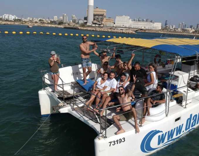 Tel Aviv: Skyline Boat Cruise with stop for water activities
