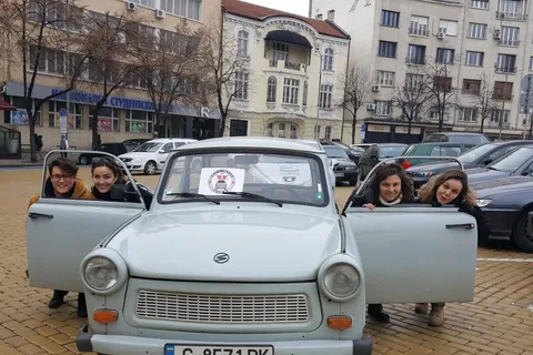 Sofia: Kommunistische Relikte - Fahrt in einem Trabant