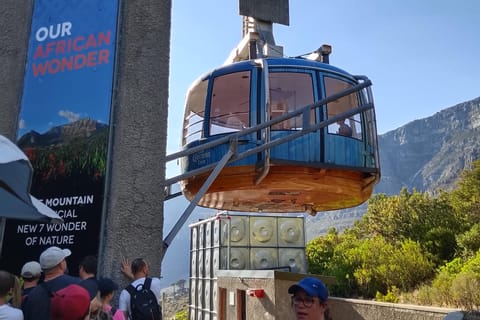 TABLE MOUNTAIN CABLE CAR EXPERIENCE WITH RESERVED TICKETS