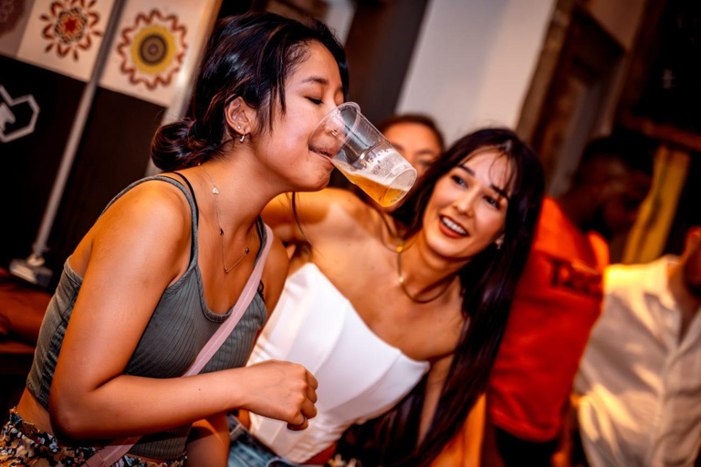 Amsterdam: Originale Pub Crawl Party con ingresso VIPAmsterdam: originale festa dei pub con ingresso VIP