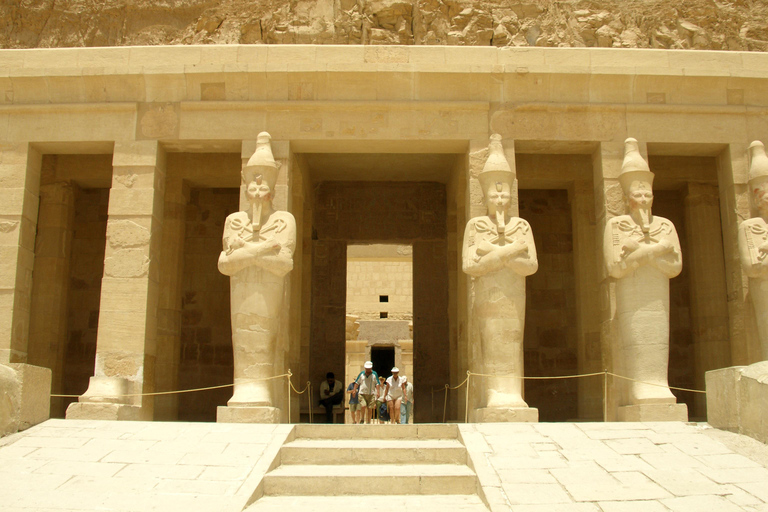 From Hurghada: Luxor Solar Eclipse Day Trip with Lunch From Hurghada: Luxor Highlights and Solar Eclipse of Century