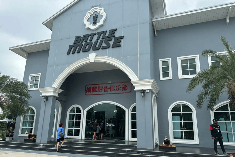 Pattaya: Battle Mouse Range Club Shooting Experience Shark Option: 4 guns, 175 rounds (for 3-4 players)